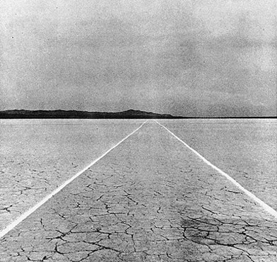 W.De Maria, Mile Long Drawing ,1968